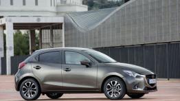 Mazda 2 III SKYACTIV-G 1.5 (2015) - prawy bok