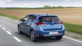 Toyota Auris II Hatchback Facelifting Hybrid (2015) - widok z tyłu