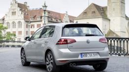 Volkswagen Golf VII GTE (2015) - widok z tyłu