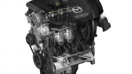 Mazda 6 III Sedan Facelifting (2015) - przekrój silnika
