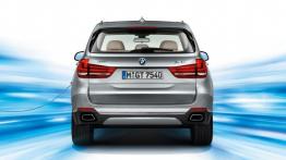 BMW X5 III xDrive40e (2015) - tył - reflektory wyłączone