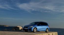 BMW 220i Gran Tourer (2015) - widok z przodu