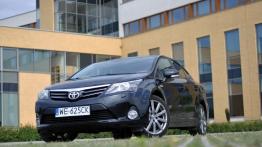 Toyota Avensis III Sedan Facelifting 2.0 Valvematic 152KM 112kW 2012-2015