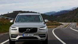 Volvo XC90 II D5 AWD (2015) - widok z przodu