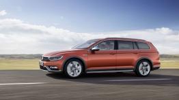 Volkswagen Passat B8 Alltrack (2015) - lewy bok