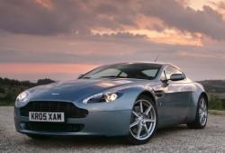 Aston Martin V8 Vantage 2005 Vantage 4.3 i V8 32V 385KM 283kW od 2005