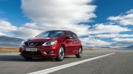 Nissan Pulsar 1.6 DIG-T (2015) - widok z przodu