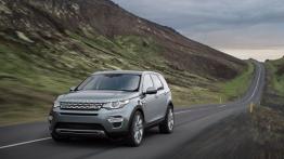 Land Rover Discovery Sport (2015) - widok z przodu