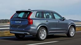 Volvo XC90 II T6 AWD (2015) - widok z tyłu