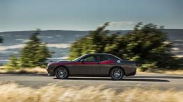 Dodge Challenger III Facelifting (2015) - lewy bok