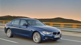 BMW 340i Sport Line F30 Sedan Facelifting (2015) - prawy bok