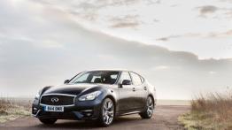 Infiniti Q70 Facelifting 2.2d (2015) - lewy bok