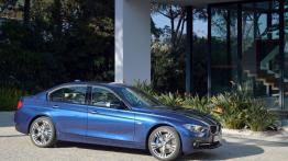 BMW 340i Sport Line F30 Sedan Facelifting (2015) - prawy bok