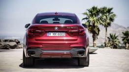 BMW X6 II M50d (2015) - widok z tyłu