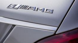 Mercedes CLS 63 AMG S-Modell Shooting Brake Facelifting - emblemat