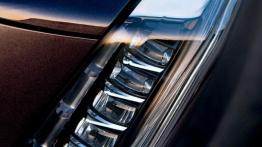 Cadillac Escalade IV (2015) - lewy przedni reflektor - wyłączony