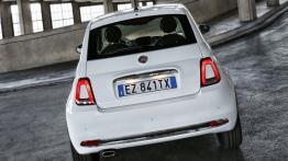 Fiat 500 II Facelifting (2015) - widok z tyłu