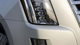 Cadillac Escalade IV (2015) - prawy przedni reflektor - wyłączony