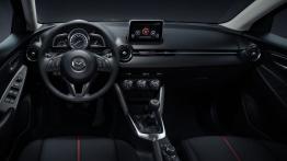 Mazda 2 III (2015) - pełny panel przedni