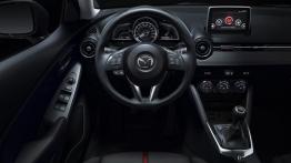 Mazda 2 III (2015) - kokpit