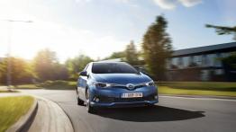 Toyota Auris II Hatchback Facelifting Hybrid (2015) - widok z przodu