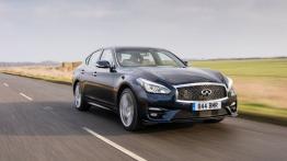 Infiniti Q70 Facelifting 2.2d (2015) - widok z przodu