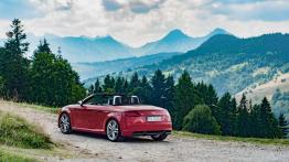 Audi TT 8S Roadster 2.0 TDI ultra 184KM 135kW 2014-2016