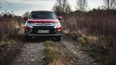 Mitsubishi Outlander III SUV Facelifting 2015