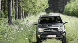 Toyota Hilux VII Podwójna kabina 2.5 D-4D 4x4 144KM 106kW 2010-2016