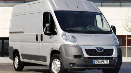 Peugeot Boxer I 2.2 TD 103KM 76kW 2002-2006