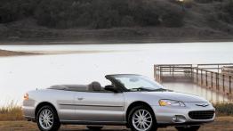 Chrysler Sebring II Cabrio 2.0 i 16V 141KM 104kW 2000-2006