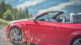 Audi TT 8S Roadster 2.0 TDI ultra 184KM 135kW 2014-2016