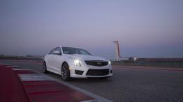 Cadillac ATS-V Sedan (2016) - widok z przodu