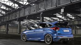 Ford Focus III RS (2016) - widok z tyłu