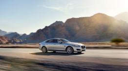 Jaguar XF II 2.5t Prestige (2016) - prawy bok