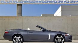 Jaguar XKR Cabrio 2006 - prawy bok