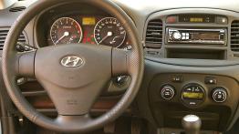 Hyundai Accent 2006 - pełny panel przedni