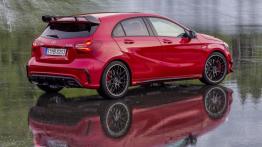 Mercedes A 45 AMG (W 176 Facelifting) 2016 - widok z tyłu