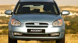 Hyundai Accent 2006 - widok z przodu