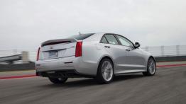 Cadillac ATS-V Sedan (2016) - widok z tyłu