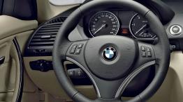 BMW Seria 1 2007 - kierownica