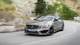 Mercedes CLA 250 4MATIC Shooting Brake (X117) - widok z przodu