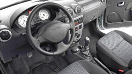 Dacia Logan 2007 - pełny panel przedni