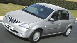Dacia Logan 2007 - widok z przodu