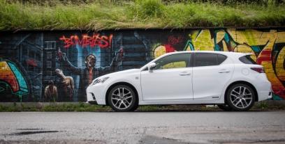 Lexus CT Hatchback 5d Facelifting 200h 136KM 100kW 2014-2017