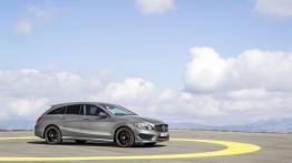 Mercedes CLA 250 4MATIC Shooting Brake (X117) - prawy bok