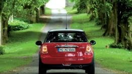 Mini Cooper 2007 - widok z tyłu