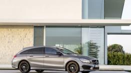 Mercedes CLA 250 4MATIC Shooting Brake (X117) - prawy bok