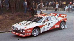 Lancia 037 - lewy bok