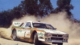 Lancia 037 - prawy bok